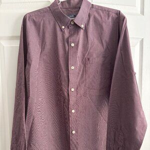 New, Men's Izod Button Down Size Large.  Discount Shipping